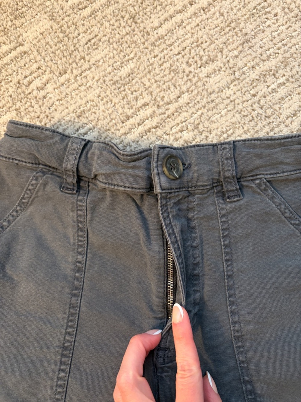 Marine Layer High-Waist Utility Shorts in Charcoal - Picture 5 of 5